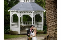 gazebo-photo-in-grounds